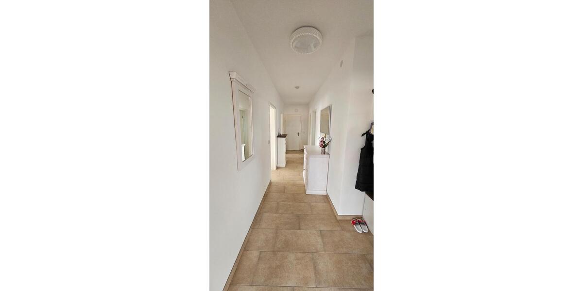 Dachgeschoßwohnung Plattling - 3 Zimmer, 85 m&sup2;, 1.090&euro; | Angebot:26462935