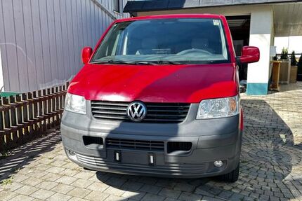 VW T5 Transporter 295.000 km 9.900 &euro; Legau 87764
