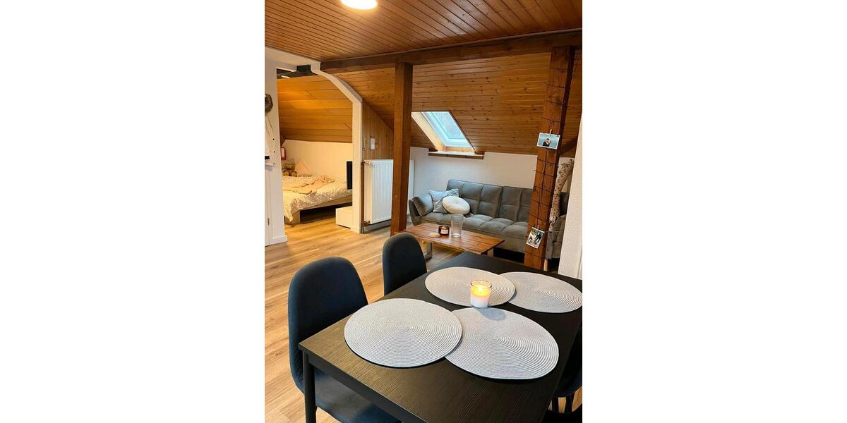 Dachgeschoßwohnung Hambergen - 2 Zimmer, 28 m&sup2;, 550&euro; | Angebot:25545514