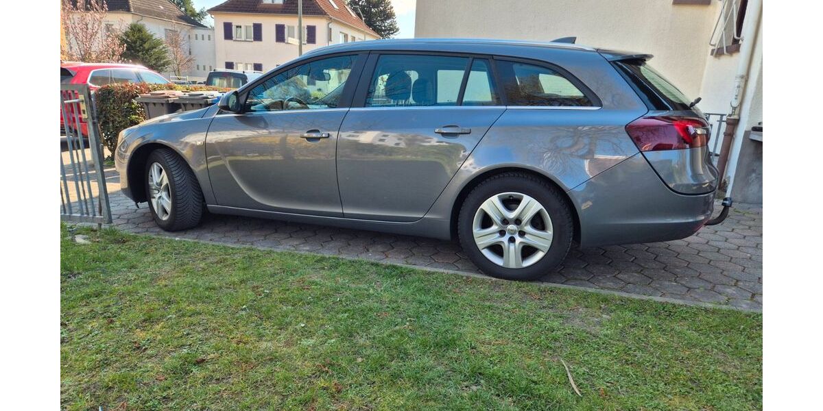 Opel Insignia 213.580 km 4.900 &euro; Butzbach 35510