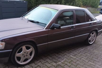 Mercedes-Benz 190 341.000 km 3.200 € Wipperfürth 51688