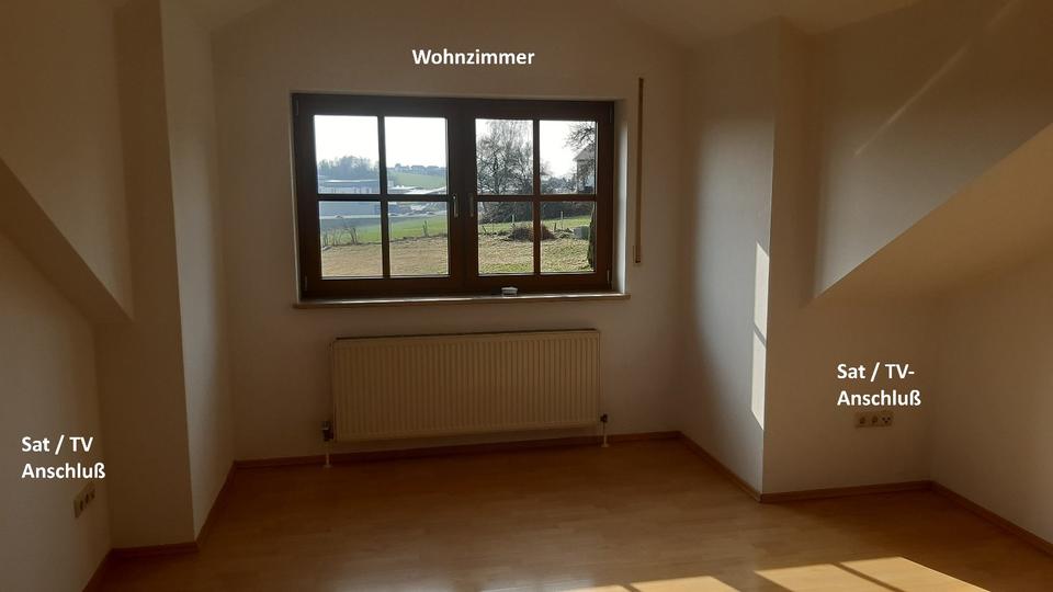Dachgeschoßwohnung Salzweg - 3 Zimmer, 78 m&sup2;, 771&euro; | Angebot:25482391