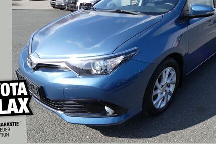 Toyota Auris 73.580 km 11.890 &euro; Dresden 01139