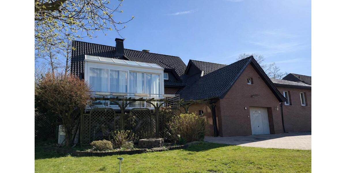 Mehrfamilienhaus, Wohnhaus Löhne - 8 Zimmer, 270 m&sup2;, 435.000&euro; | Angebot:26062269