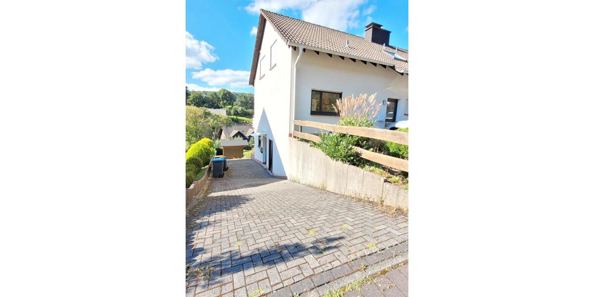 Doppelhaushälfte Siegen Kaan-Marienborn - 6 Zimmer, 147 m&sup2;, 495.000&euro; | Angebot:26122091