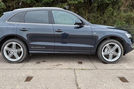 Audi Q5 87.130 km 19.150 &euro; Sonnenstein 37345