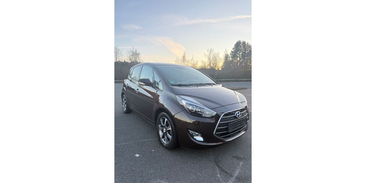 Hyundai ix20 80.500 km 8.990 &euro; Wiesbaden 65199
