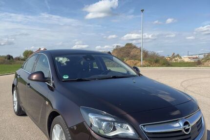 Opel Insignia 155.000 km 11.999 € Nördlingen 86720
