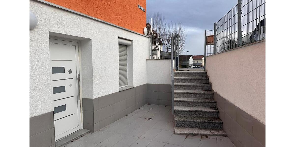 Etagenwohnung Freiberg am Neckar - 3 Zimmer, 65 m&sup2;, 850&euro; | Angebot:24839464