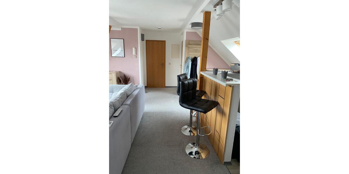 Dachgeschoßwohnung Buttstädt - 2 Zimmer, 40 m&sup2;, 370&euro; | Angebot:25285639