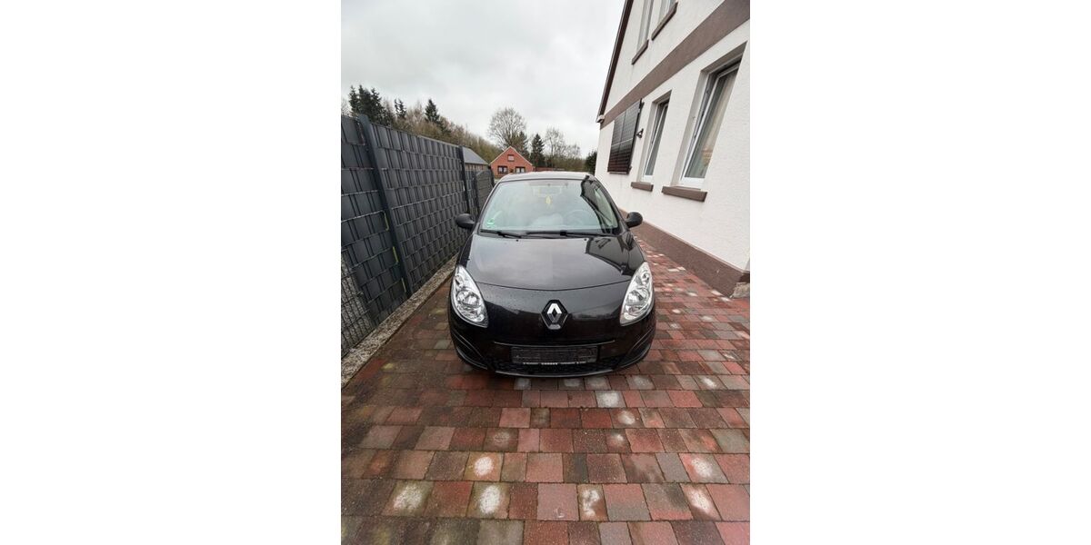 Renault Twingo 180.000 km 2.300 &euro; Ostrhauderfehn 26842