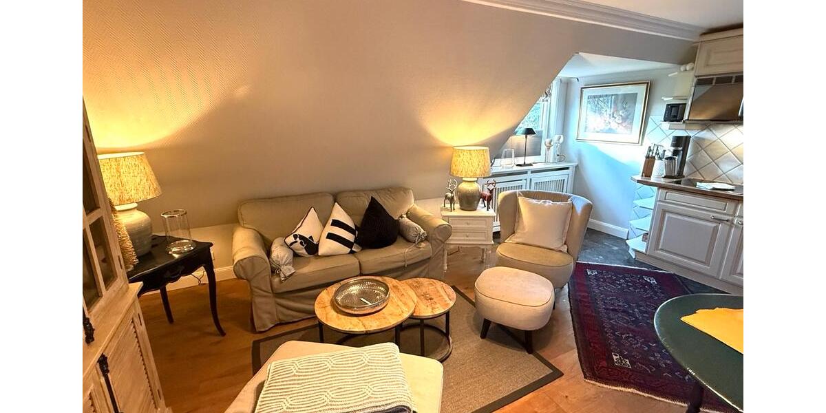 Dachgeschoßwohnung Sylt - 2 Zimmer, 45 m&sup2;, 1.100&euro; | Angebot:25168629