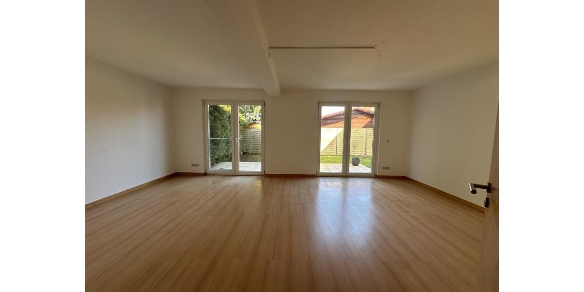 Einfamilienhaus Nienburg (Weser) - 4 Zimmer, 113 m&sup2;, 950&euro; | Angebot:25280054