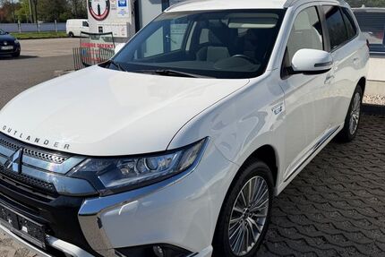 Mitsubishi Plug-in Hybrid Outlander 44.800 km 19.900 &euro; Eilenburg 04838