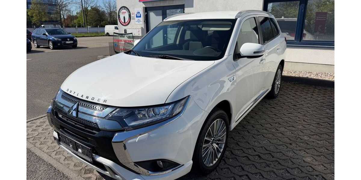 Mitsubishi Plug-in Hybrid Outlander 44.800 km 19.900 &euro; Eilenburg 04838