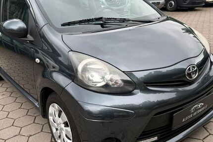 Toyota Aygo (X) 103.000 km 4.800 &euro; Hamburg 20097