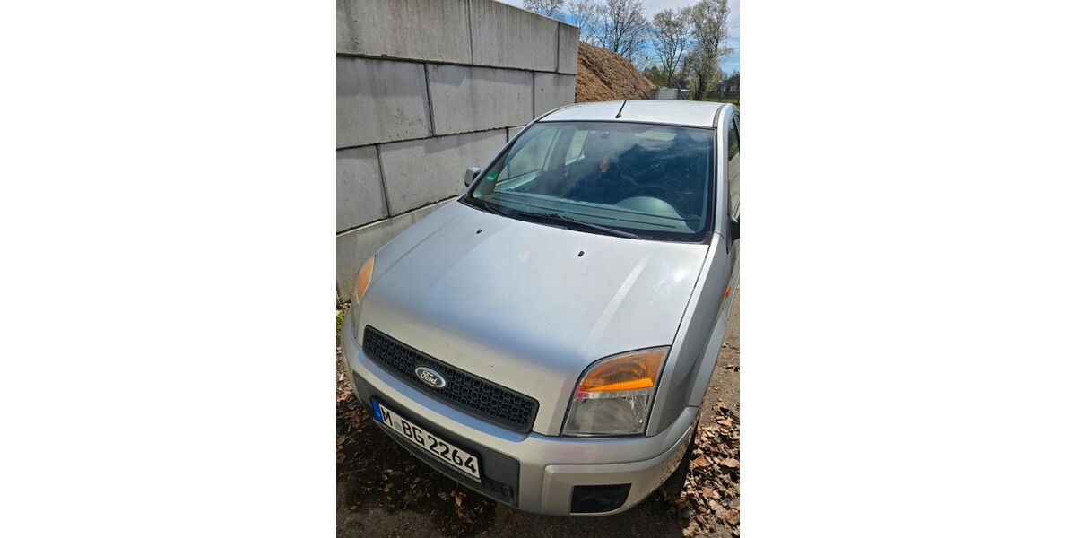 Ford Fusion 153.000 km 1.990 &euro; München 80689