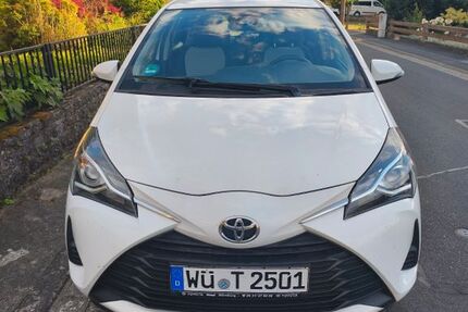 Toyota Yaris 55.000 km 11.000 &euro; Großwenkheim 97702