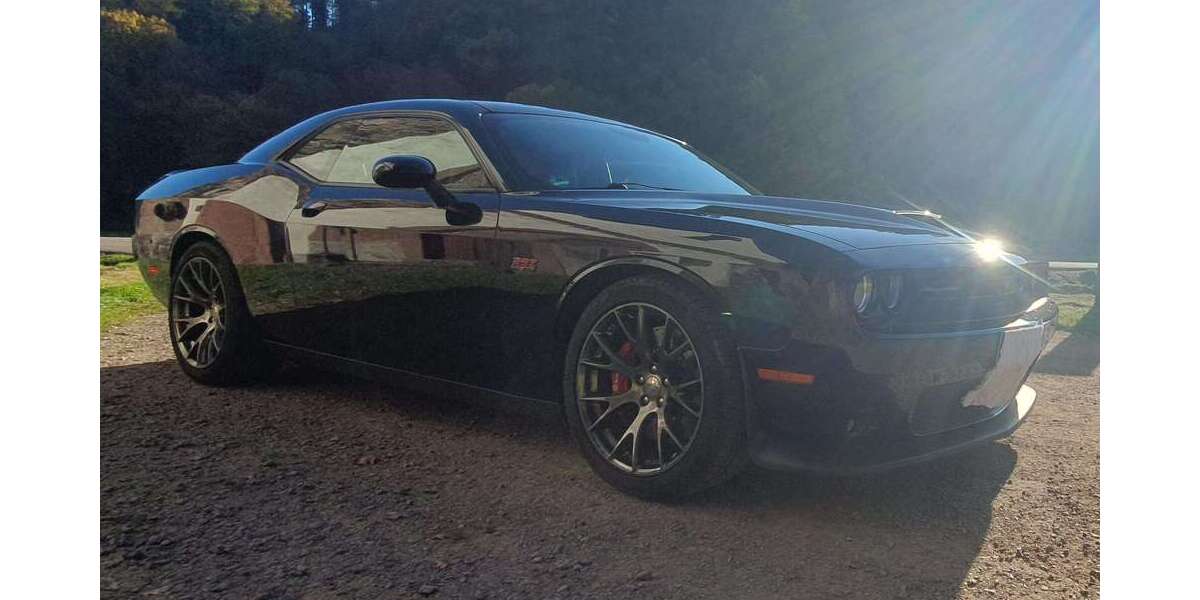 Dodge Challenger 75.000 km 36.000 &euro; Gutach im Breisgau 79261
