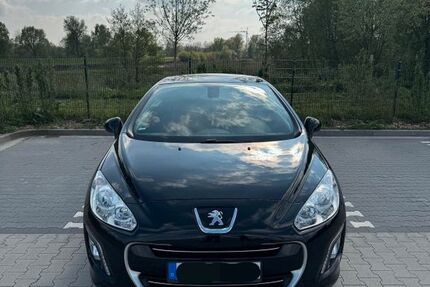Peugeot 308 165.000 km 6.599 &euro; Bremen 28719