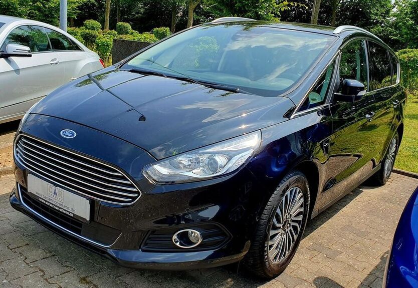 S-Max