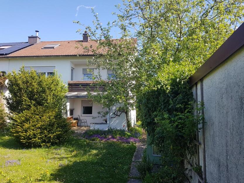 Zweifamilienhaus Doppelhaushälfte in Neugablonz mit Potential