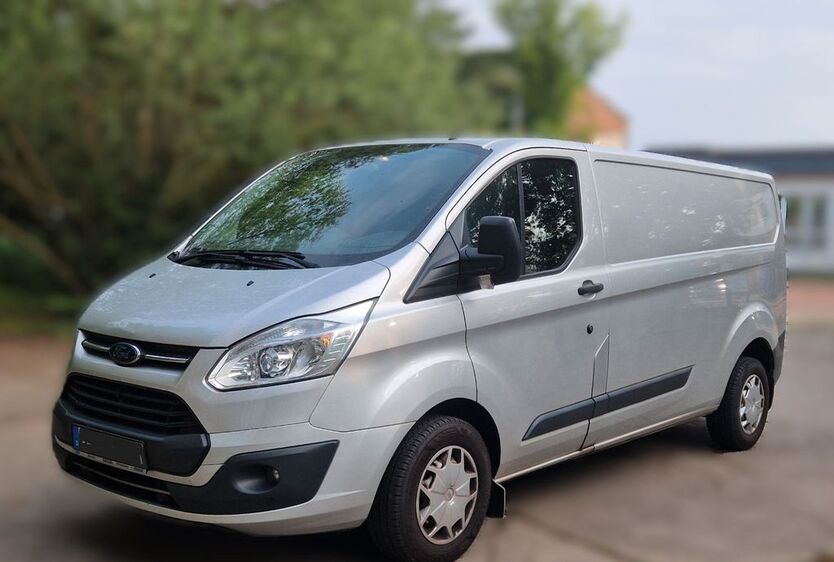 Ford Transit Custom 263.000 km 9.999 € Dessau-Roßlau 06844