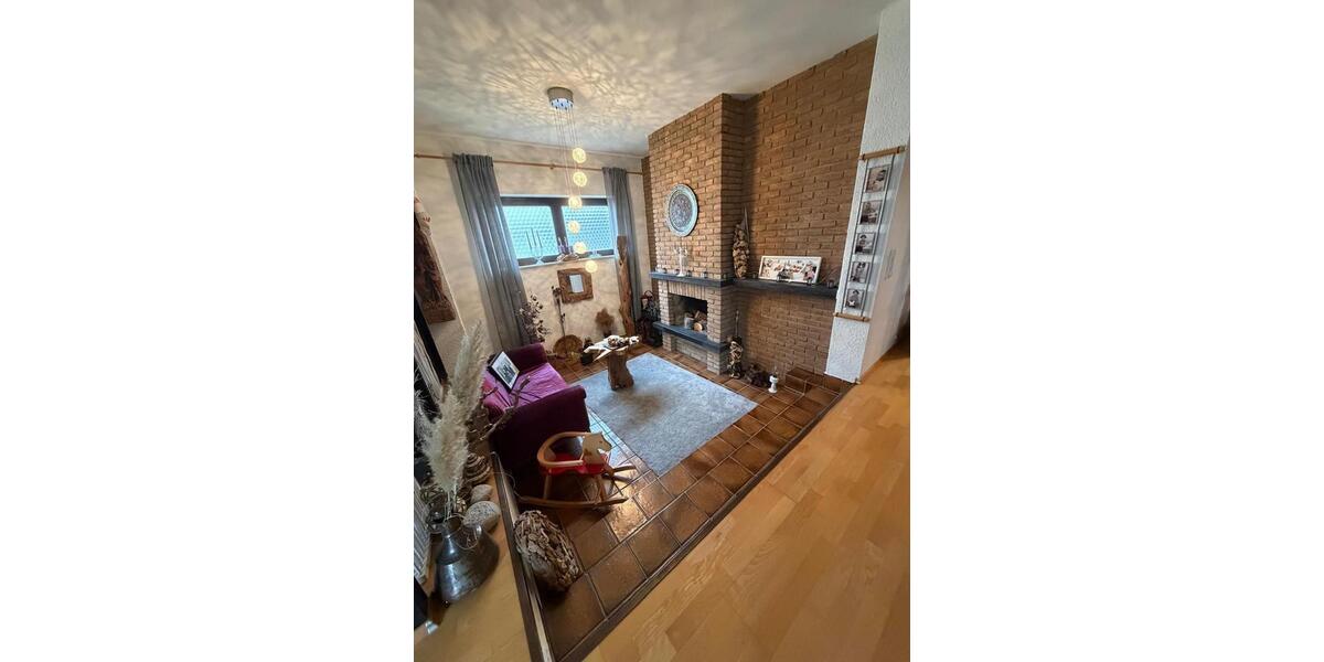 Erdgeschoßwohnung Griesheim - 4 Zimmer, 158 m&sup2;, 1.850&euro; | Angebot:26314685