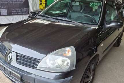 Renault Clio 181.000 km 1.699 &euro; Kleve 47533