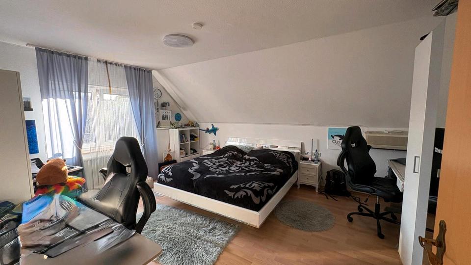Etagenwohnung Schömberg - 5 Zimmer, 106 m&sup2;, 949&euro; | Angebot:26321286
