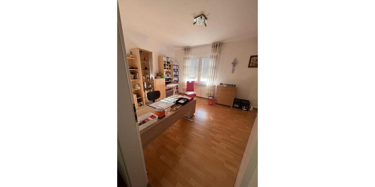 Etagenwohnung Geseke - 3 Zimmer, 66 m&sup2;, 400&euro; | Angebot:26397856
