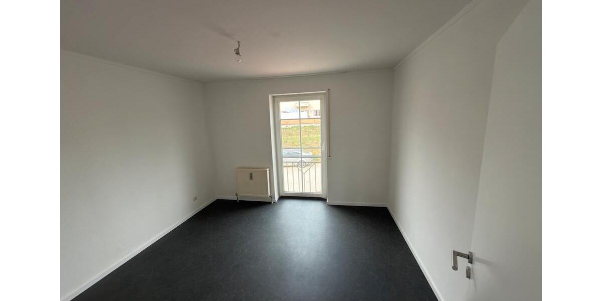 Etagenwohnung Bodenwöhr - 3 Zimmer, 76 m&sup2;, 620&euro; | Angebot:26183688