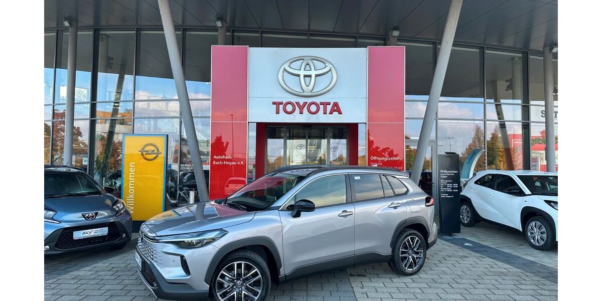 Toyota Corolla Cross 3.000 km 39.890 &euro; Singen 78224