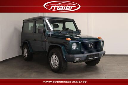 Mercedes G 300