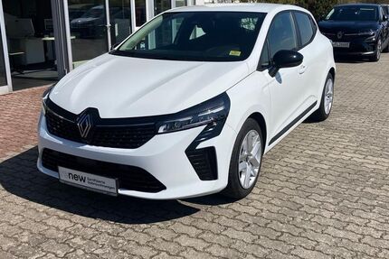 Renault Clio 23.639 km 14.980 &euro; Eisenhüttenstadt 15890