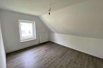 Dachgeschoßwohnung Altena - 3 Zimmer, 54 m&sup2;, 220&euro; | Angebot:26250240