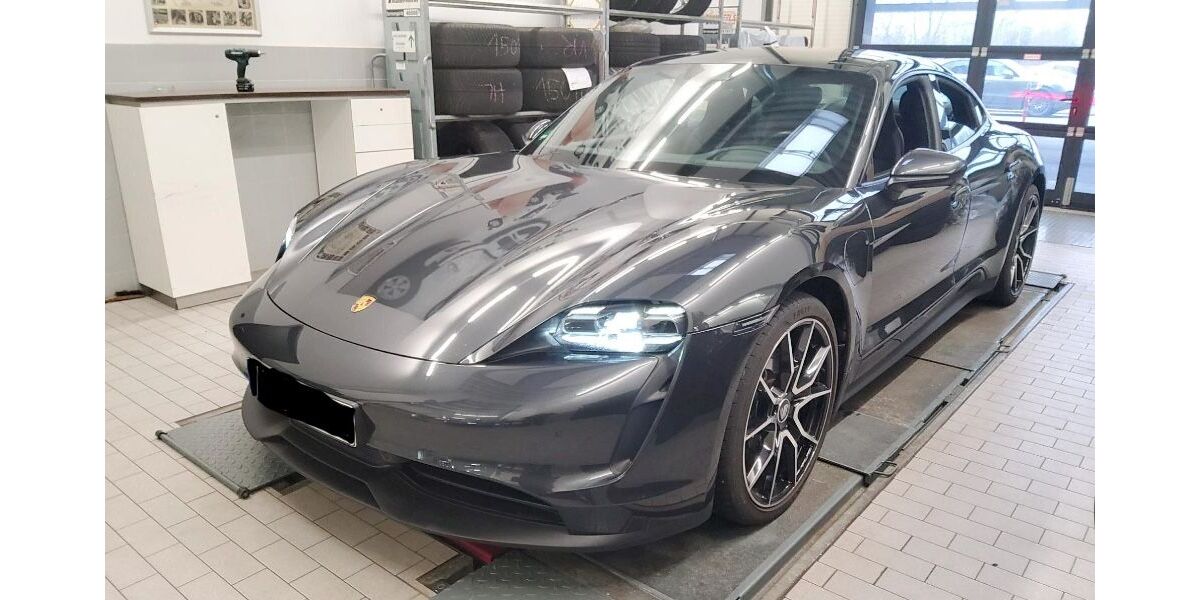Porsche Taycan 34.000 km 63.990 &euro; Hannover 30453