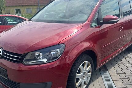 VW Touran 308.000 km 4.400 &euro; Büdingen 63654