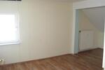 Dachgeschoßwohnung Wunstorf - 3.5 Zimmer, 100 m&sup2;, 600&euro; | Angebot:26201758