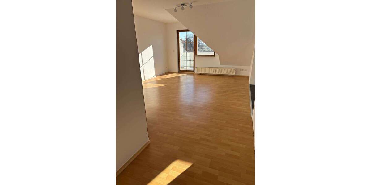 Etagenwohnung Sonneberg-Hönbach Hönbach - 4 Zimmer, 140 m&sup2;, 198.000&euro; | Angebot:23332600