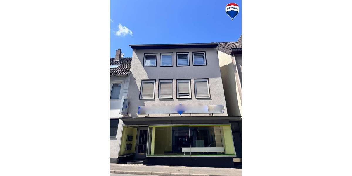 Haus zum Kaufen in Bad Salzuflen 449.990 € 245 m² 8 zimmer