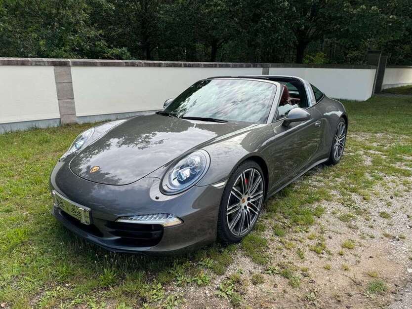 991