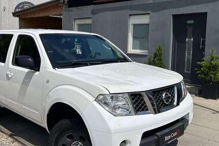 Nissan Pathfinder 118.000 km 10.990 &euro; Berlin 13088