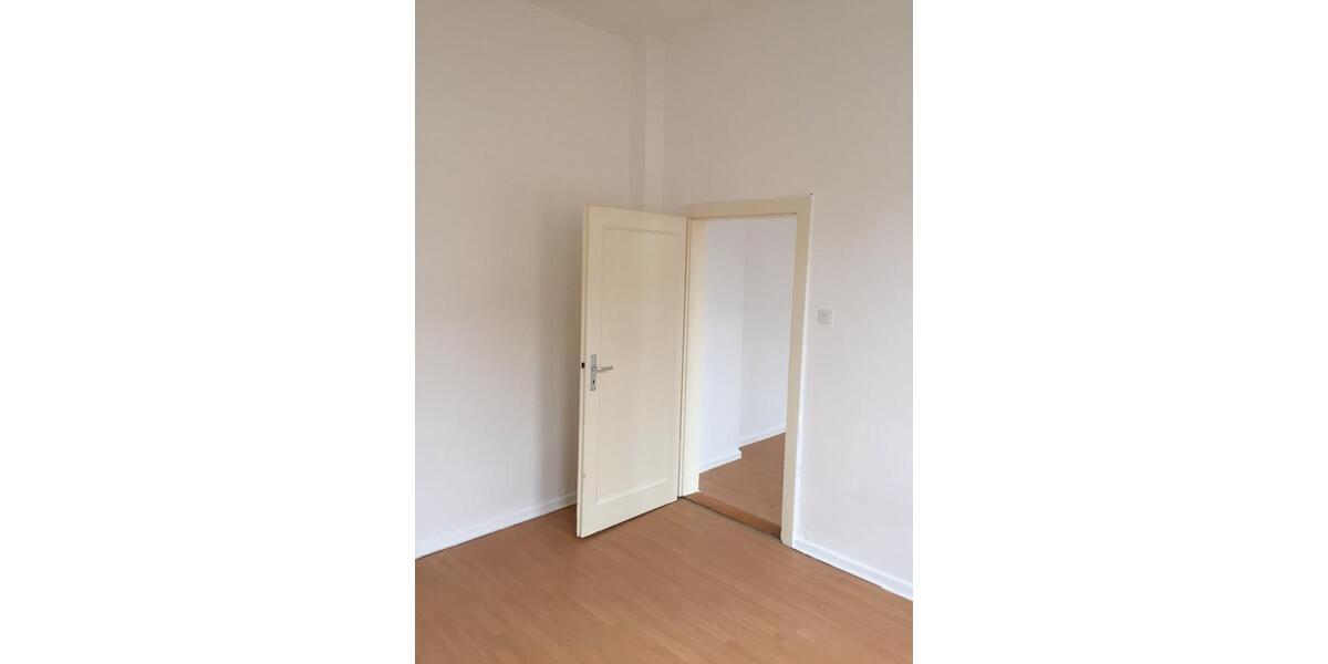 Etagenwohnung Sarstedt - 4 Zimmer, 81 m&sup2;, 820&euro; | Angebot:25178288