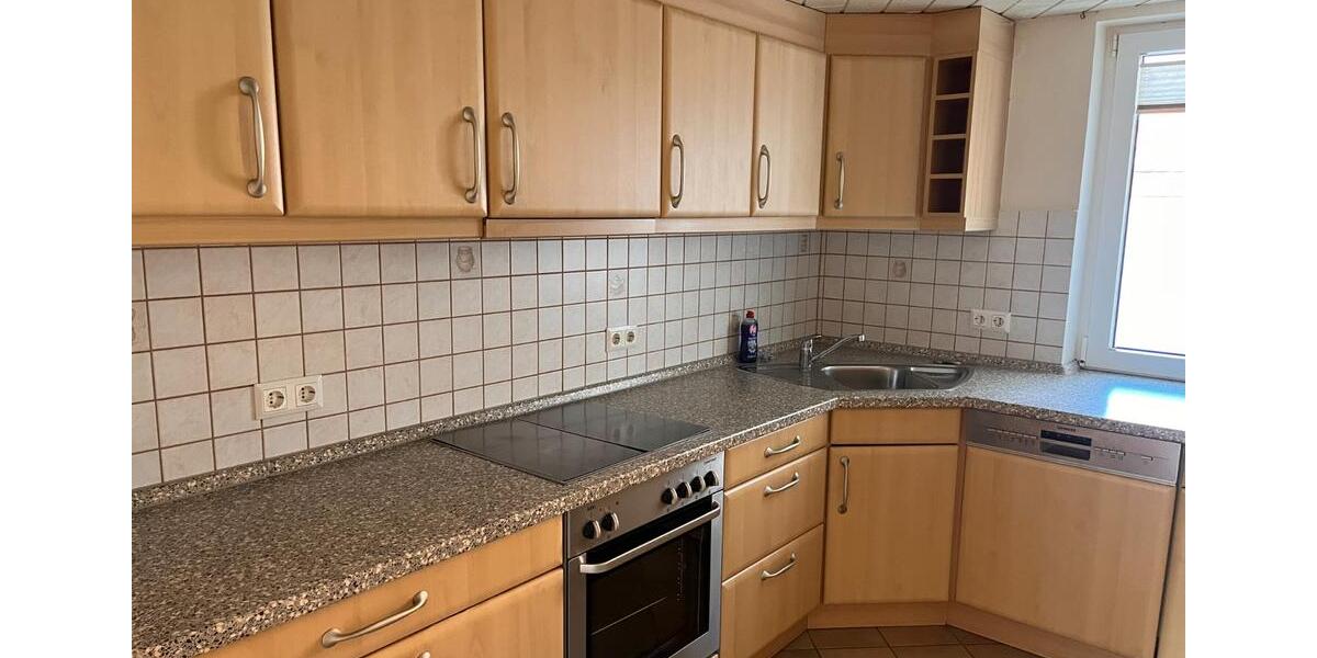 Doppelhaushälfte Wesertal - 9 Zimmer, 128 m&sup2;, 650&euro; | Angebot:24688572