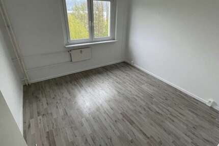 Wohnung Wutha Farnroda - 2 Zimmer, 44 m&sup2;, 240&euro; | Angebot:26348456