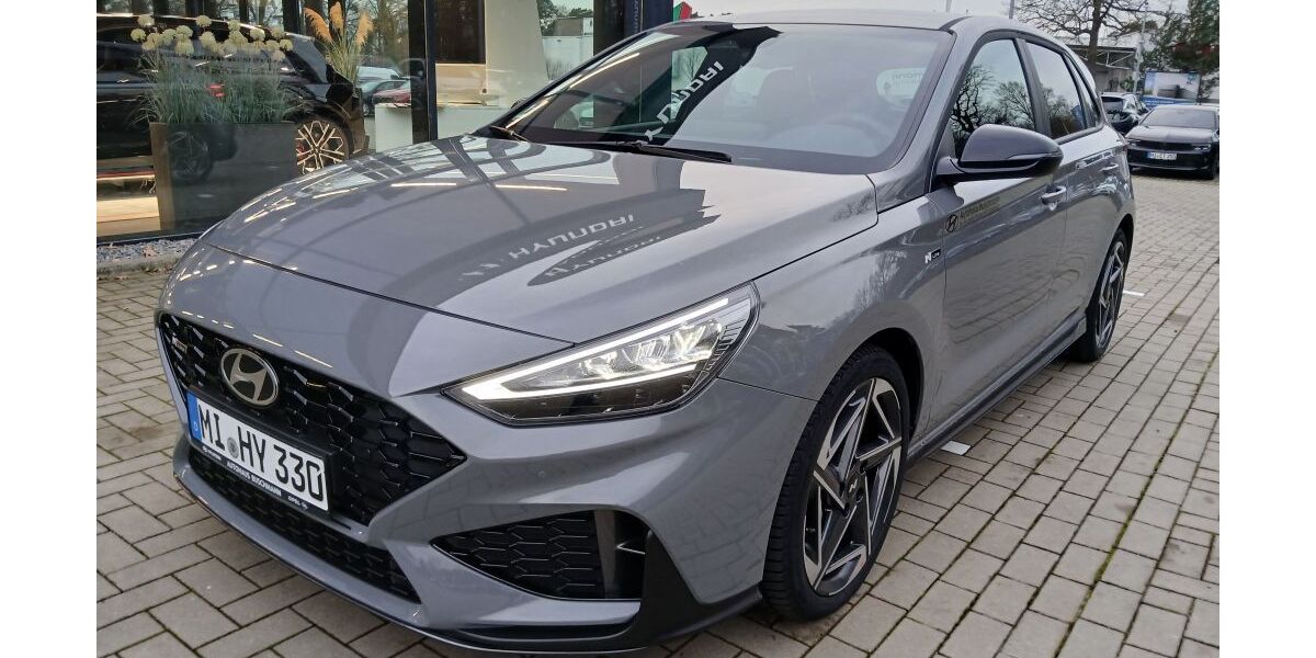 Hyundai i30 9.800 km 28.490 &euro; Espelkamp 32339