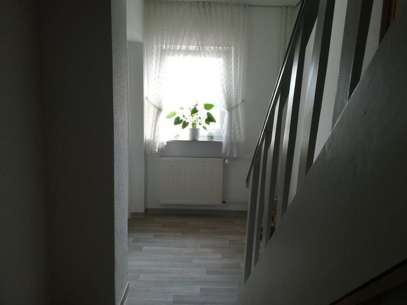 Doppelhaushälfte wartet auf ruhige und nette Mieter zimmer