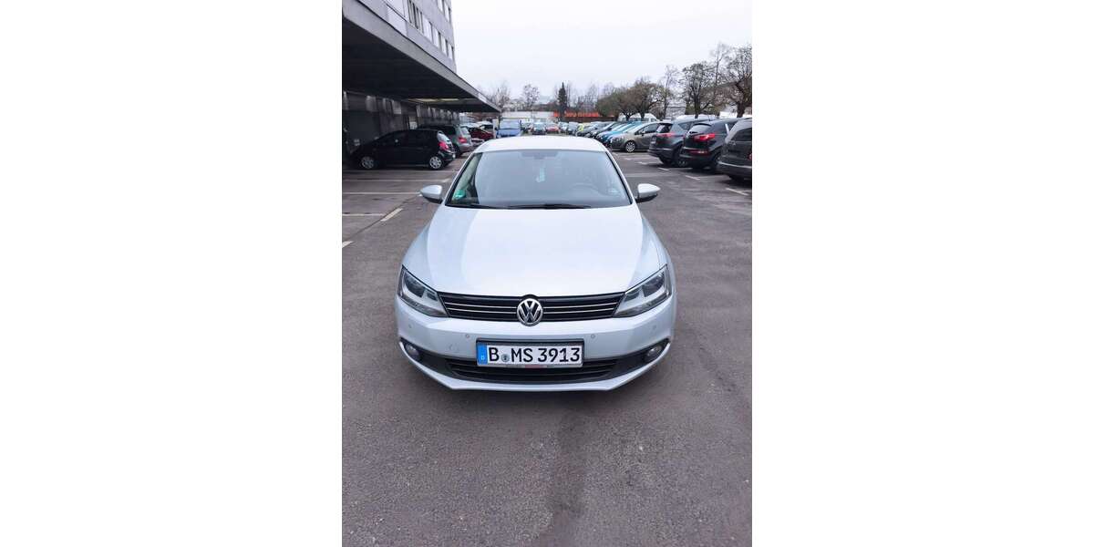 VW Jetta 140.000 km 6.499 &euro; Berlin 12249