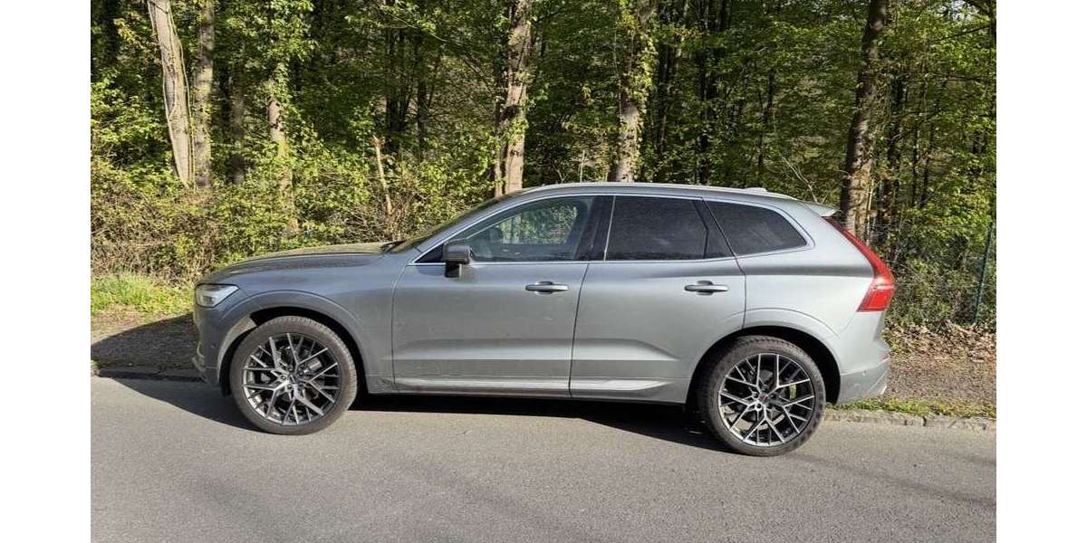 Volvo XC60 87.000 km 31.999 &euro; Solingen 42697